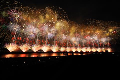 長岡まつり大花火大会　※写真提供：公益社団法人 新潟県観光協